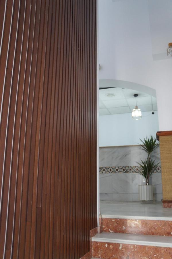 Hostal La Conilena Conil De La Frontera Eksteriør billede