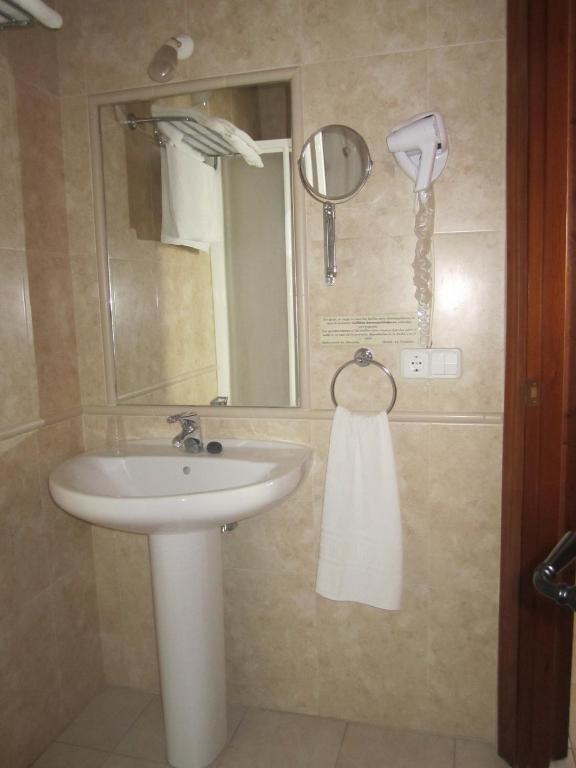 Hostal La Conilena Conil De La Frontera Værelse billede